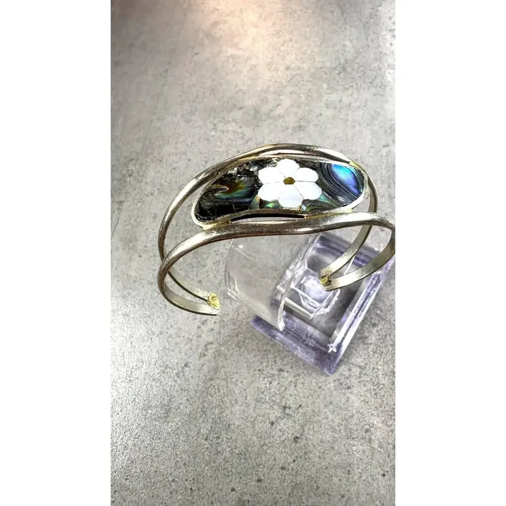 Vintage Mexican Abalone Mother of Pearl Flower Cuff Bracelet (5.25